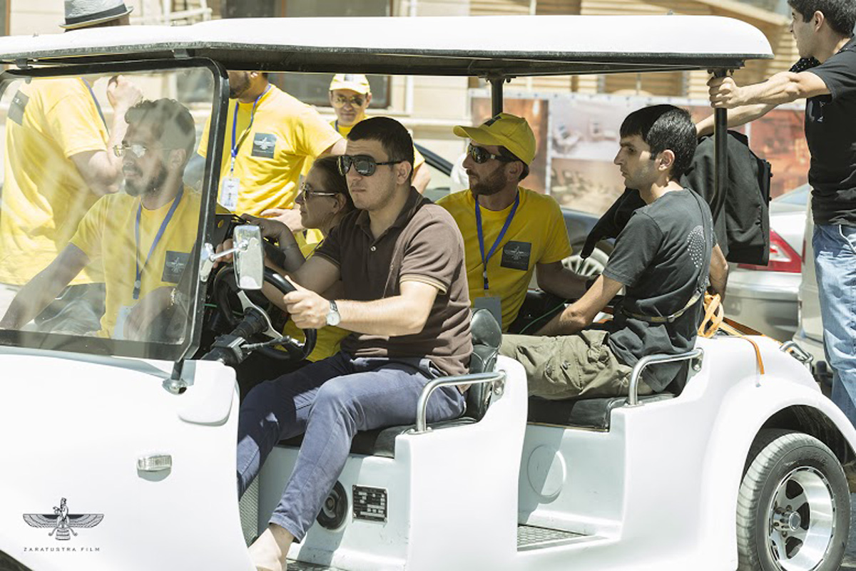 В Азербайджане появился принц на белом коне (ВИДЕО, ФОТО)