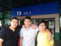 Азербайджанские школьники встретились со звездой Голливуда Дженнифер Энистон в Италии (ФОТО)