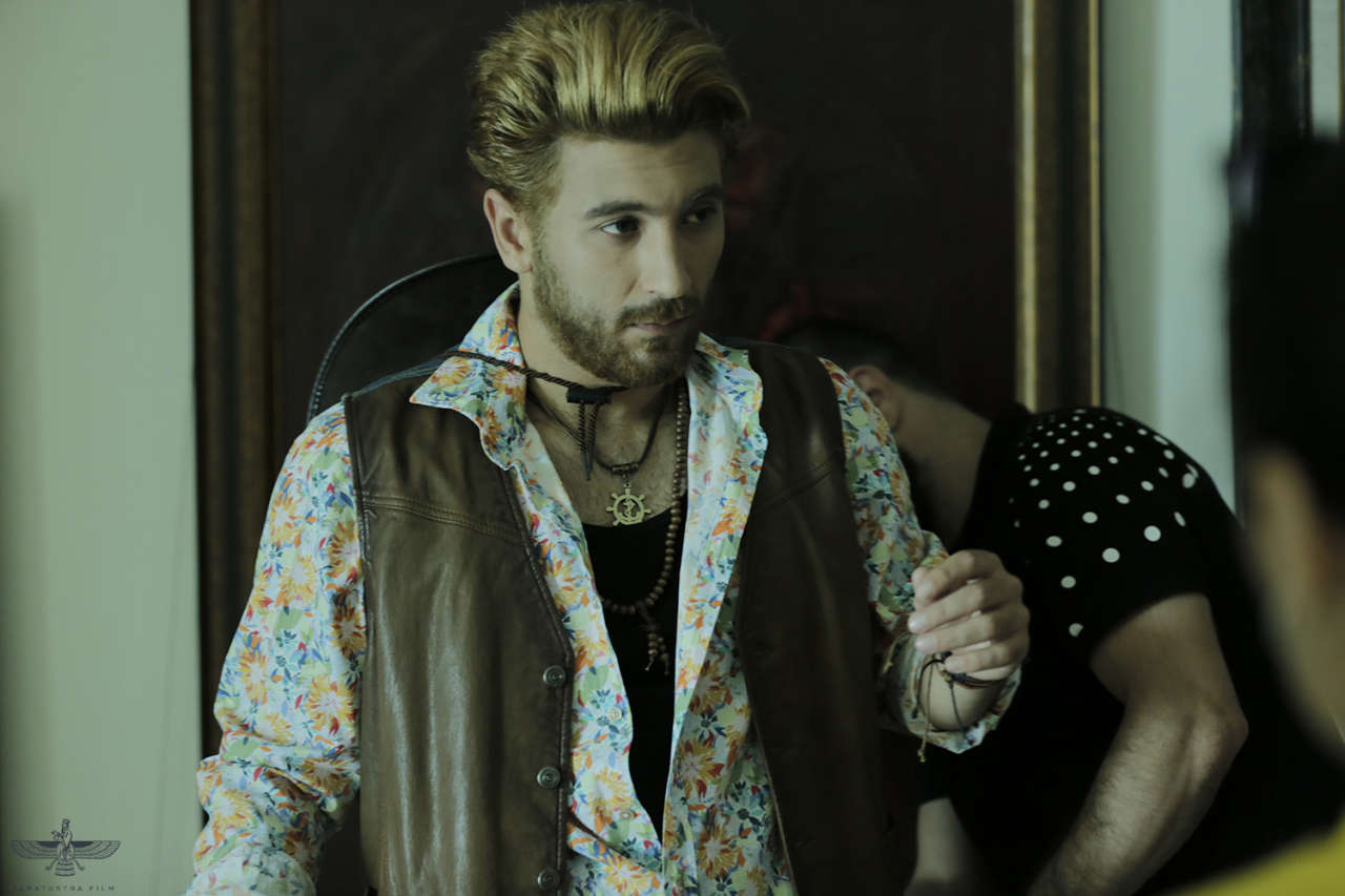 Самый экстравагантный азербайджанский актер играет француза Жана Поля (ВИДЕО, ФОТО)