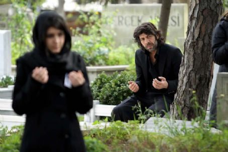 В Баку приедет турецкая звезда Тунджар Салман - Kurdlar vadisi pusu (ФОТО)