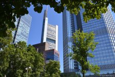 Путешествие в Европу: Жара - она и во Франкфурте жара (часть 1 - ФОТО)