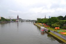 Путешествие в Европу: Жара - она и во Франкфурте жара (часть 1 - ФОТО)