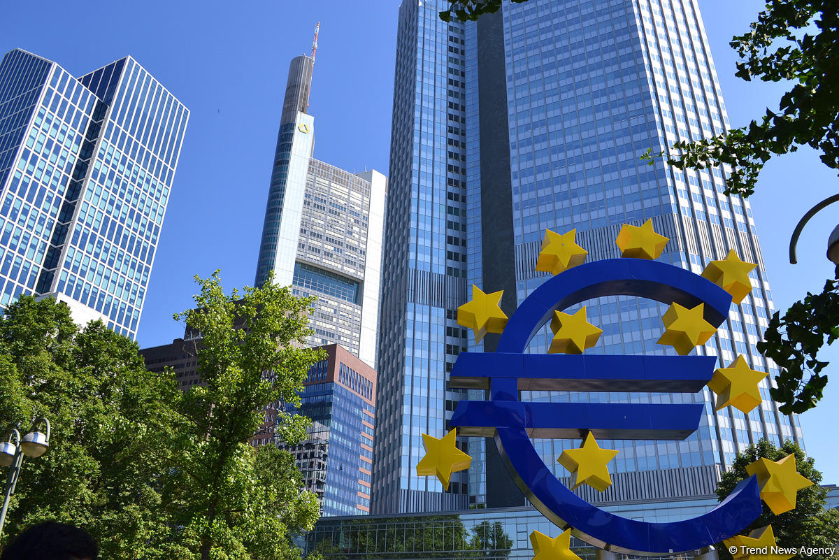 Путешествие в Европу: Жара - она и во Франкфурте жара (часть 1 - ФОТО)