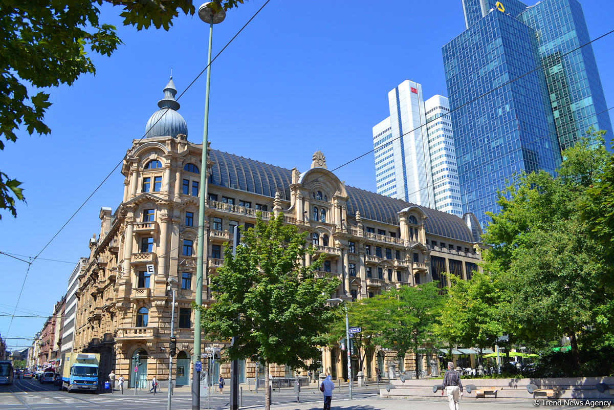 Путешествие в Европу: Жара - она и во Франкфурте жара (часть 1 - ФОТО)