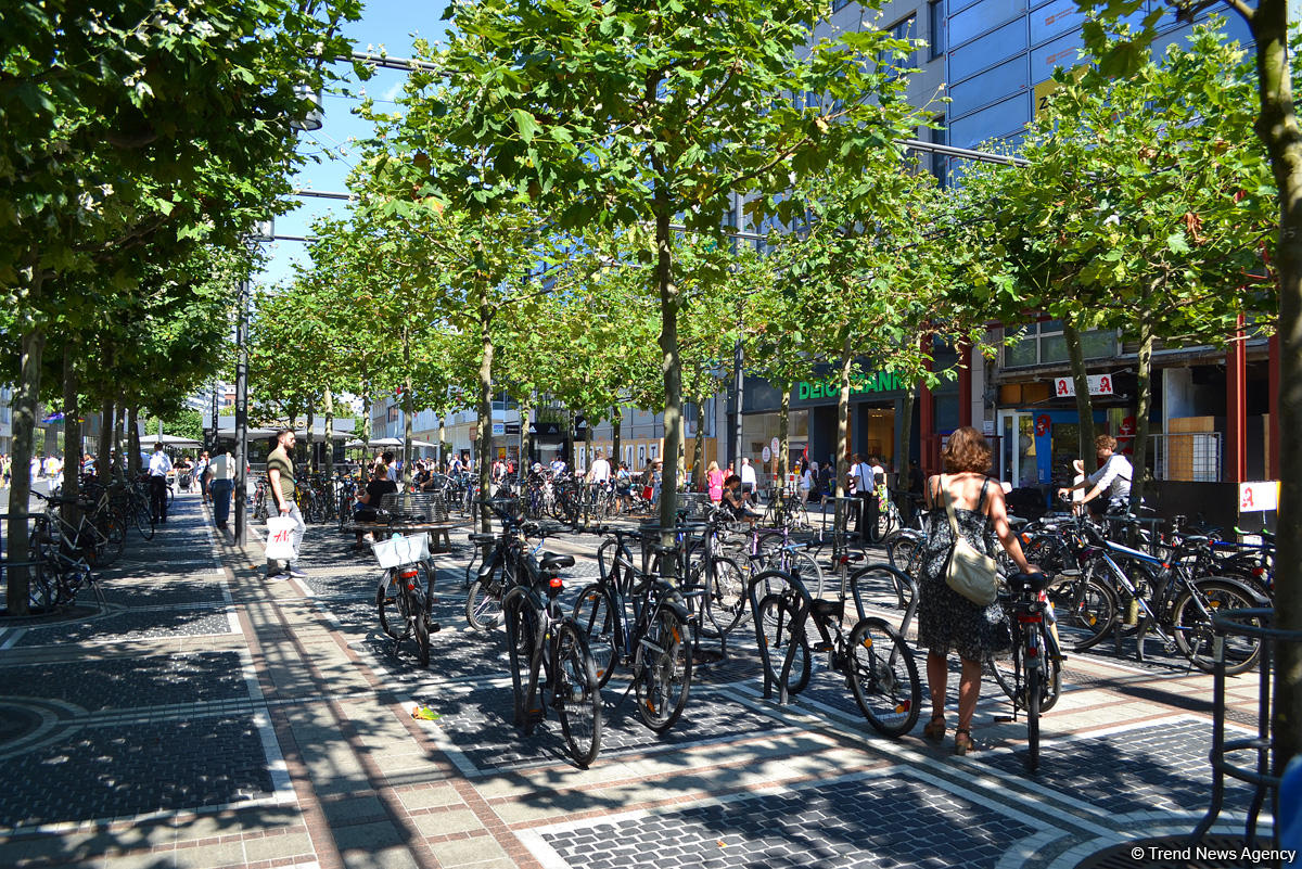 Путешествие в Европу: Жара - она и во Франкфурте жара (часть 1 - ФОТО)