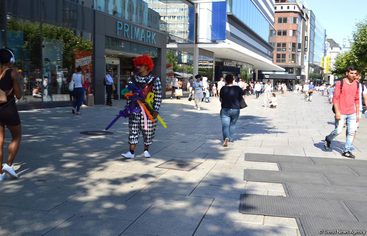 Путешествие в Европу: Жара - она и во Франкфурте жара (часть 1 - ФОТО)