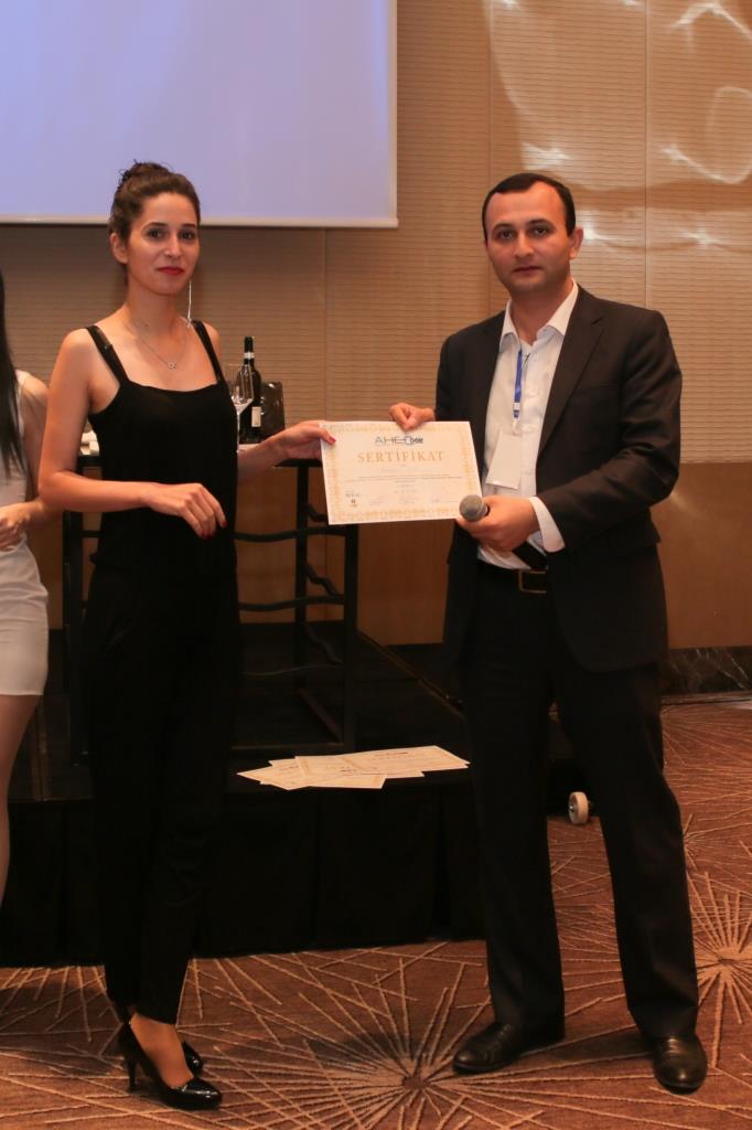 Стандарты ресторанного  обслуживания: мастер-класс в Баку (ФОТО)