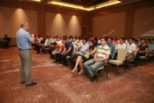 Стандарты ресторанного  обслуживания: мастер-класс в Баку (ФОТО)