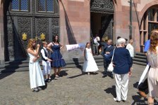 Путешествие в Европу: Молодожены Франкфурта на площади Рёмерберг (часть 2, ФОТО)