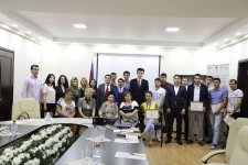 Конференция "Роль представителей молодежи и журналистов в развитии культуры донорства" в Баку (ФОТО)