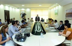 Конференция "Роль представителей молодежи и журналистов в развитии культуры донорства" в Баку (ФОТО)