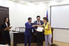 Конференция "Роль представителей молодежи и журналистов в развитии культуры донорства" в Баку (ФОТО)