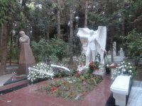 В Баку почтили память Муслима Магомаева (ФОТО)