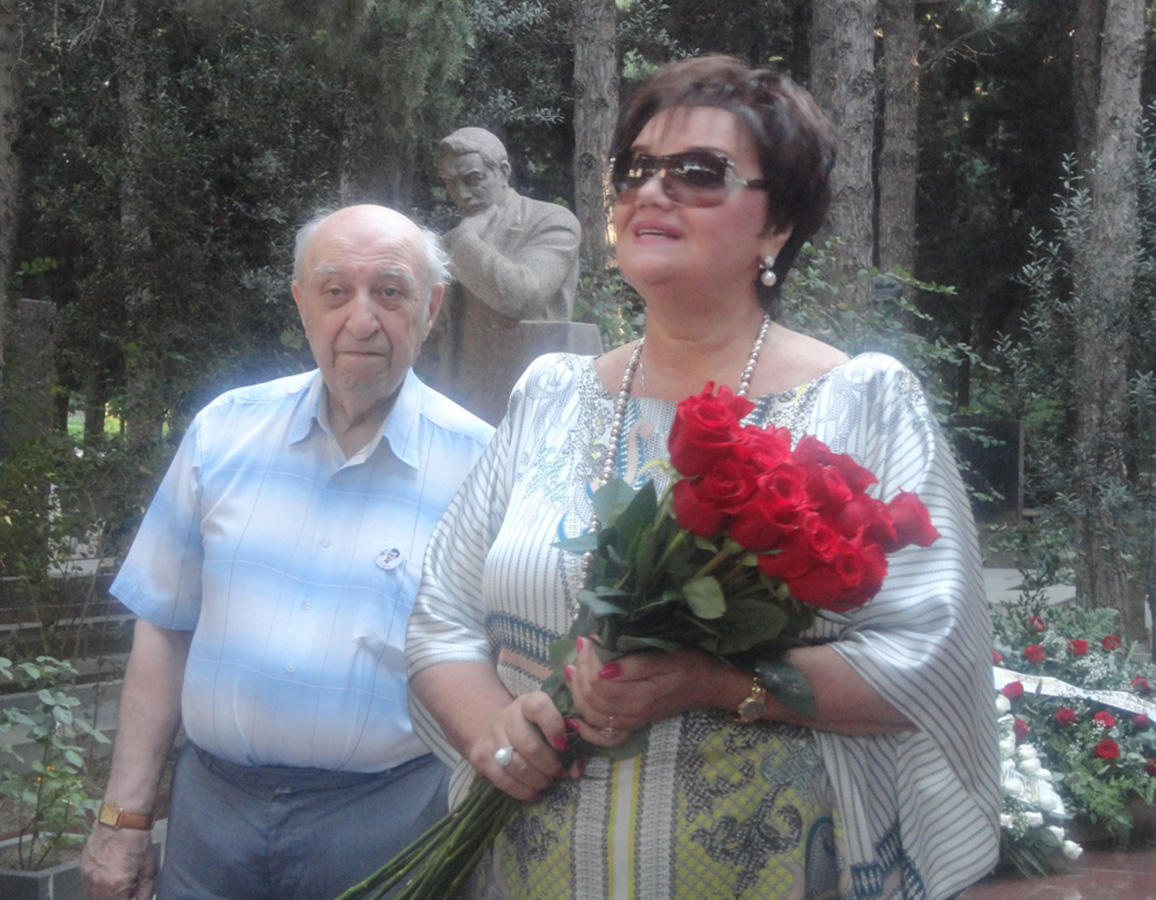 В Баку почтили память Муслима Магомаева (ФОТО)