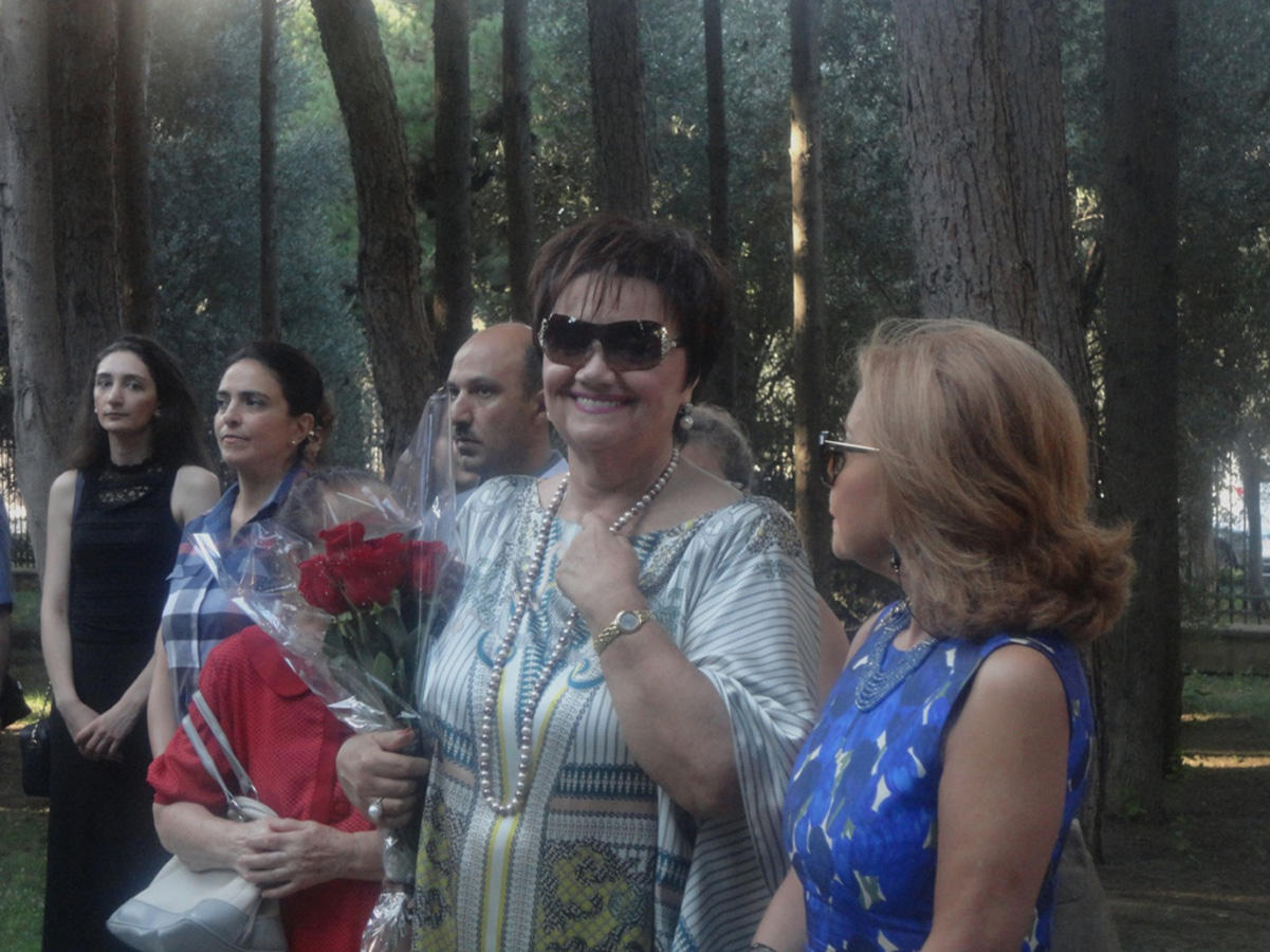 В Баку почтили память Муслима Магомаева (ФОТО)