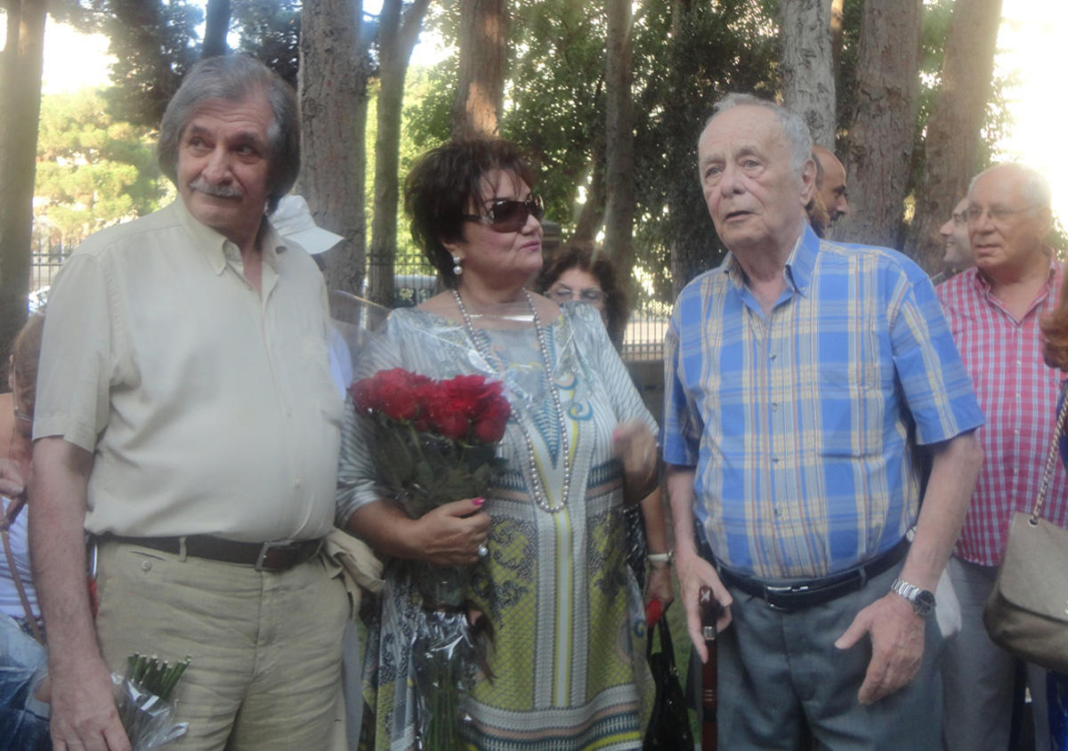 В Баку почтили память Муслима Магомаева (ФОТО)