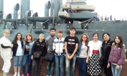 "Здравствуй, Россия!": поездка азербайджанских школьников в Санкт-Петербург  (ФОТО)
