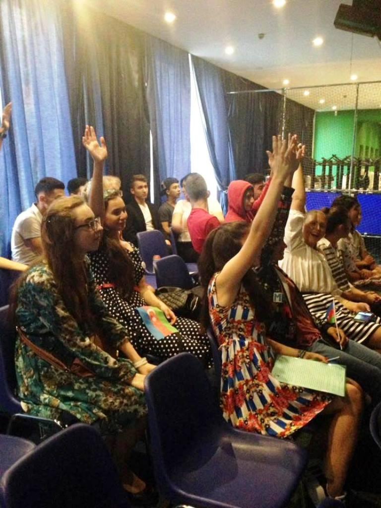 "Здравствуй, Россия!": поездка азербайджанских школьников в Санкт-Петербург  (ФОТО)