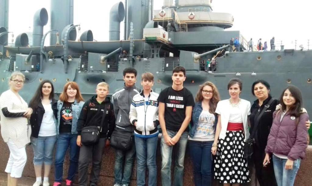 "Здравствуй, Россия!": поездка азербайджанских школьников в Санкт-Петербург  (ФОТО)