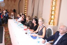 В Баку выбрали самую красивую и умную девушку стран СНГ (ФОТО)