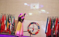 В Баку выбрали самую красивую и умную девушку стран СНГ (ФОТО)