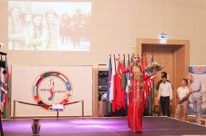 В Баку выбрали самую красивую и умную девушку стран СНГ (ФОТО)