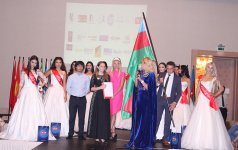 В Баку выбрали самую красивую и умную девушку стран СНГ (ФОТО)