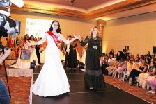 В Баку выбрали самую красивую и умную девушку стран СНГ (ФОТО)