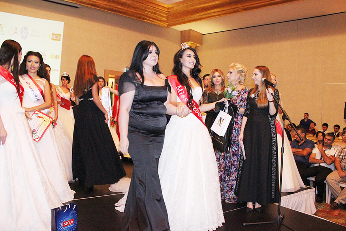 В Баку выбрали самую красивую и умную девушку стран СНГ (ФОТО)