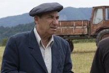 Белокурая красавица вернула к жизни народного артиста Азербайджана  (ВИДЕО, ФОТО)