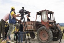 Белокурая красавица вернула к жизни народного артиста Азербайджана  (ВИДЕО, ФОТО)