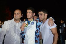 Азербайджанские олимпийцы посетили памятник Гейдара Алиева (ФОТО)