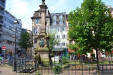 Путешествие в Европу: Достопримечательности франко-немецкого Страсбурга (часть 5, ФОТО)