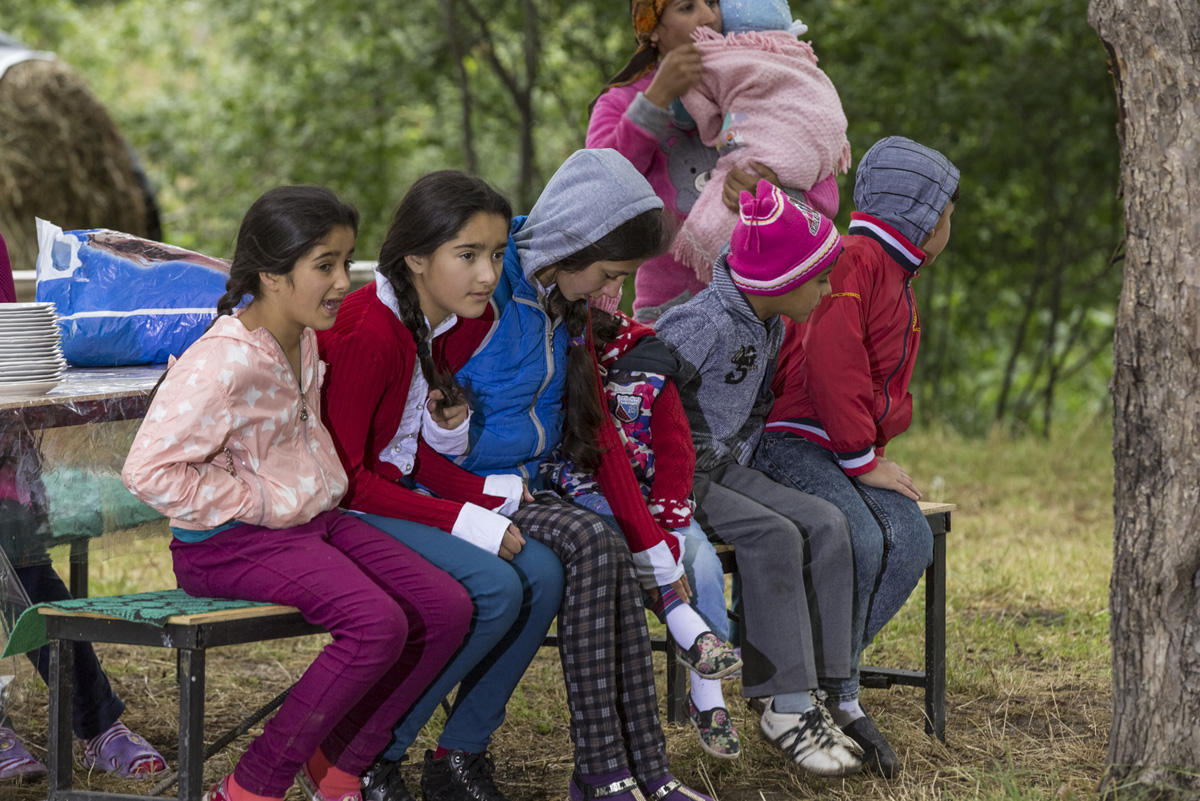 Белокурая красавица вернула к жизни народного артиста Азербайджана  (ВИДЕО, ФОТО)