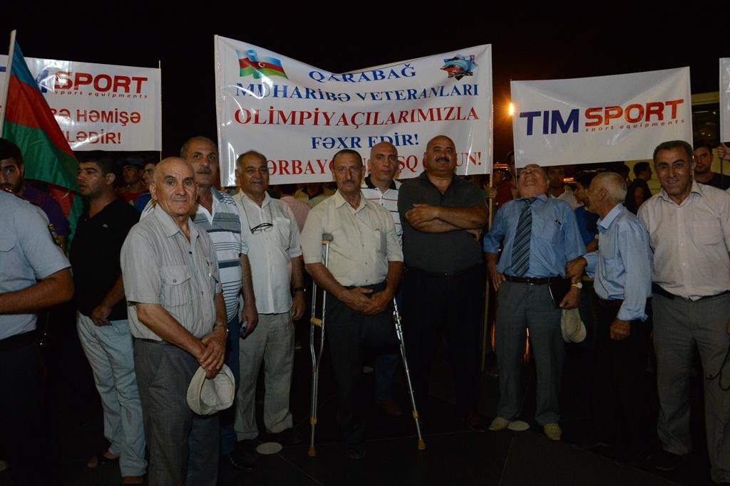 Олимпийская сборная Азербайджана вернулась на Родину (ФОТО)