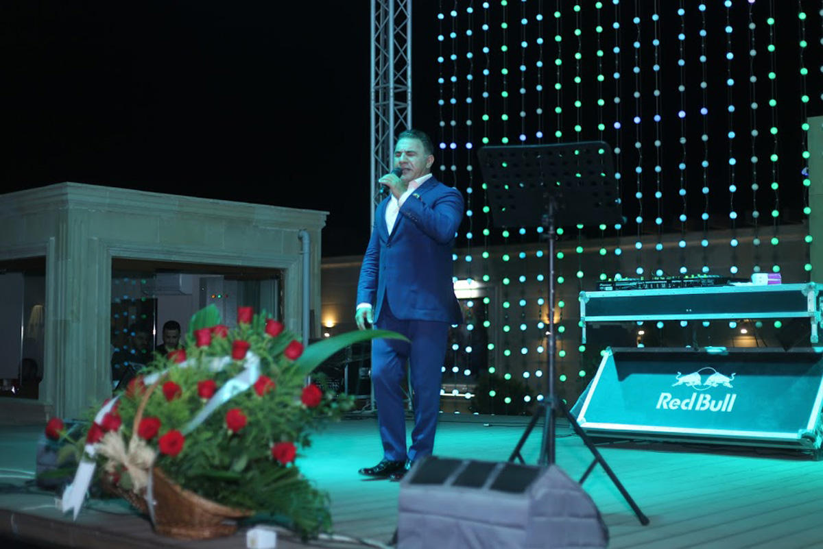 Горячее лето Адалята Шукюрова и его звездных друзей (ВИДЕО, ФОТО)