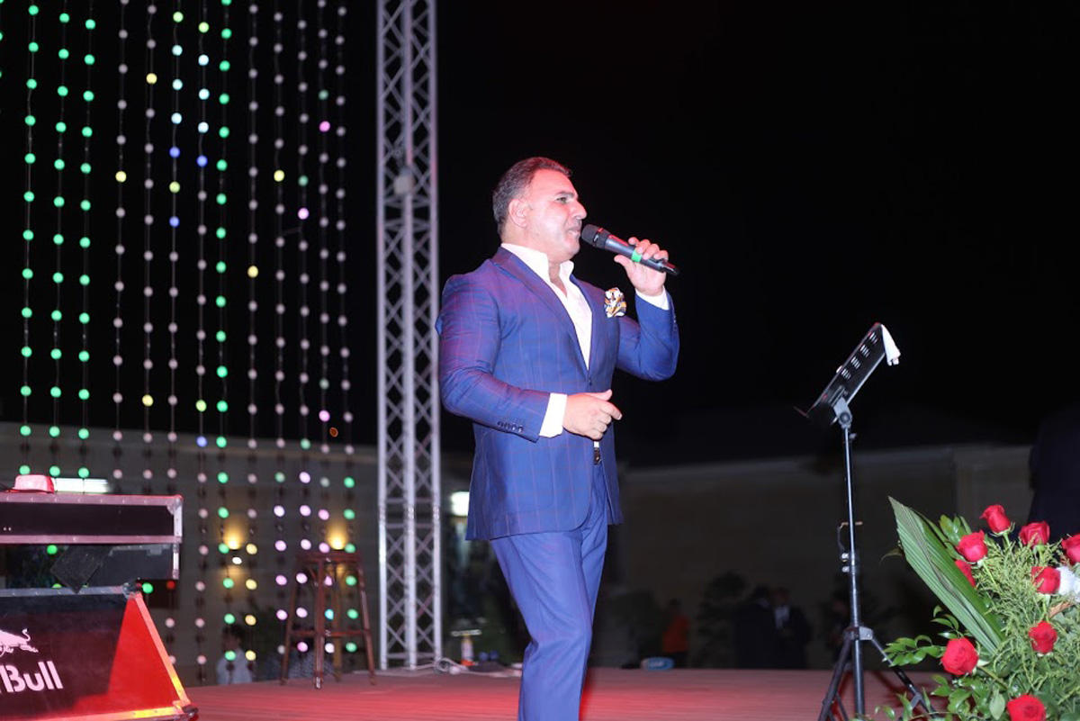 Горячее лето Адалята Шукюрова и его звездных друзей (ВИДЕО, ФОТО)