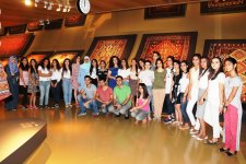 Азербайджанские ковры, или День семьи в Баку (ФОТО)