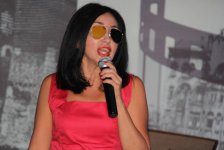 Бакинский уик-энд: нарды, ретро-музыка, танцы (ФОТО)