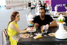 Креативные и красочные шахматные фигуры в Баку (ФОТО)