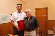 Азербайджанские кинематографисты поздравили Рафига Дадашева (ФОТО)