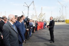 Президент Ильхам Алиев принял участие в церемонии отправки опорного блока платформы в рамках проекта "Шах Дениз-2" (ФОТО)