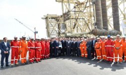 Президент Ильхам Алиев принял участие в церемонии отправки опорного блока платформы в рамках проекта "Шах Дениз-2" (ФОТО)
