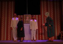 Азербайджанский режиссер представил в Молдове спектакль (ФОТО)