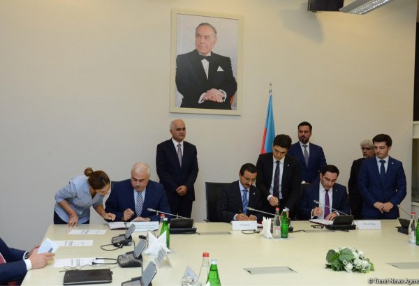 Азербайджан привлек крупнейшего мирового портового оператора для создания ЗСТ