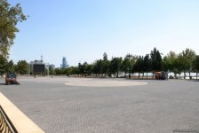 Невидимая жизнь Бакинского бульвара – фоторепортаж