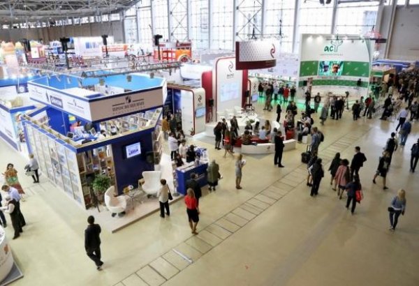 Азербайджан представлен на книжной ярмарке в Москве (ФОТО)