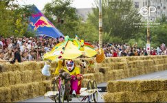 Гонки на драндулетах – фестиваль аварий и креативности из Бухареста в Баку (ФОТО)