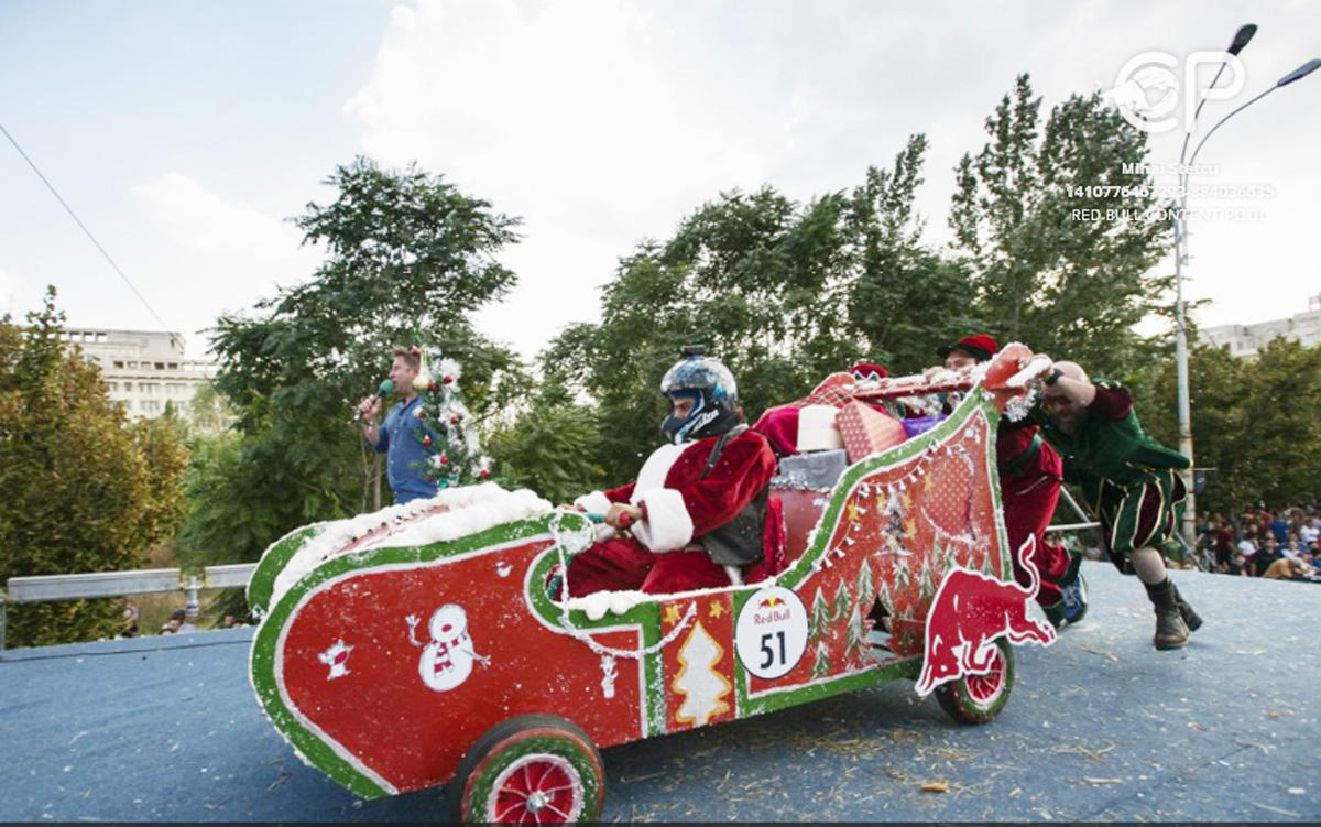 Гонки на драндулетах – фестиваль аварий и креативности из Бухареста в Баку (ФОТО)