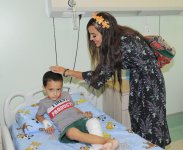 Вице-президент Фонда Гейдара Алиева Лейла Алиева побывала в Детской клинике Национального центра онкологии (ФОТО)